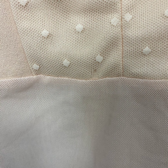 Fashion nova Medium nude bodysuit  with tags m - Picture 3 of 4